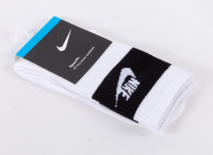 جوراب ساقدار طرح Nike