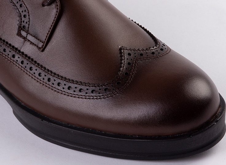 کفش مردانه چرم طبیعی مدل هشت ترک