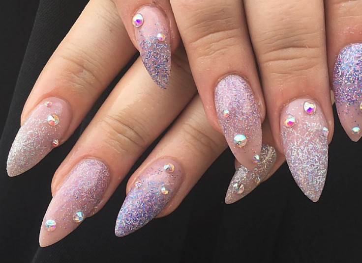 خدمات ناخن آهور