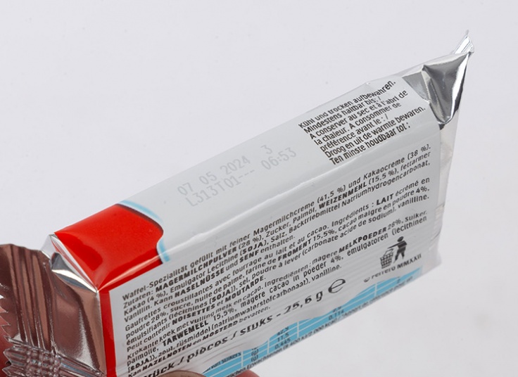 بیسکوییت شکلاتی Kinder Cards