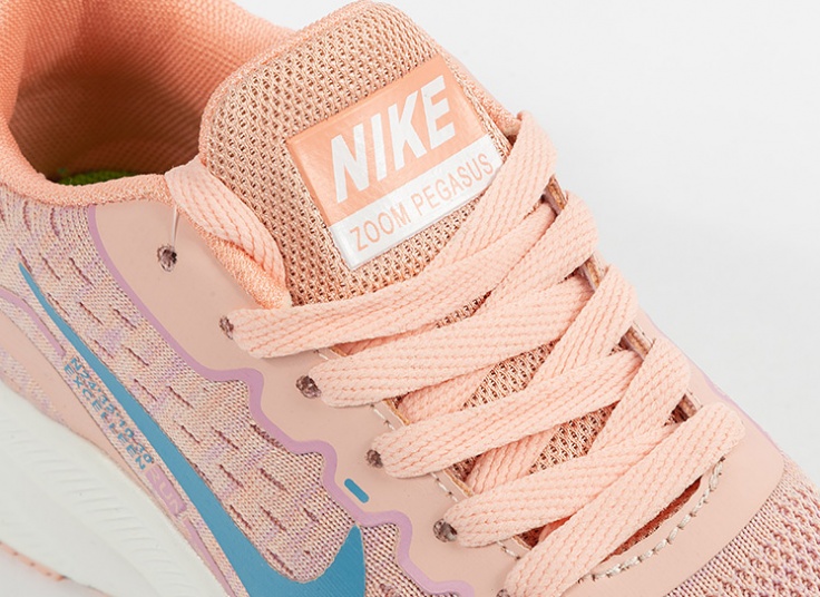 کتانی زنانه Nike