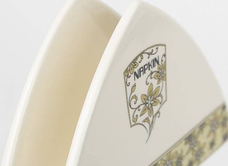 جا دستمالی Manoeuvre