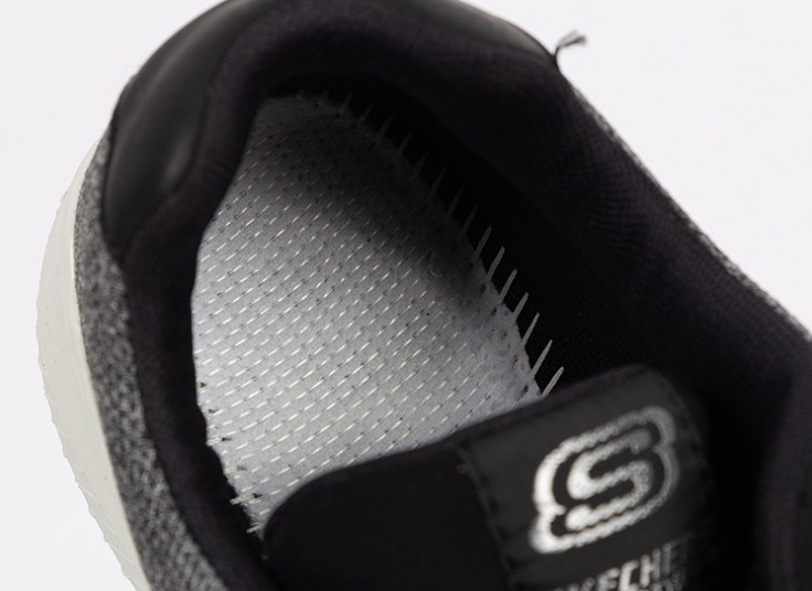 کتانی زنانه Skechers