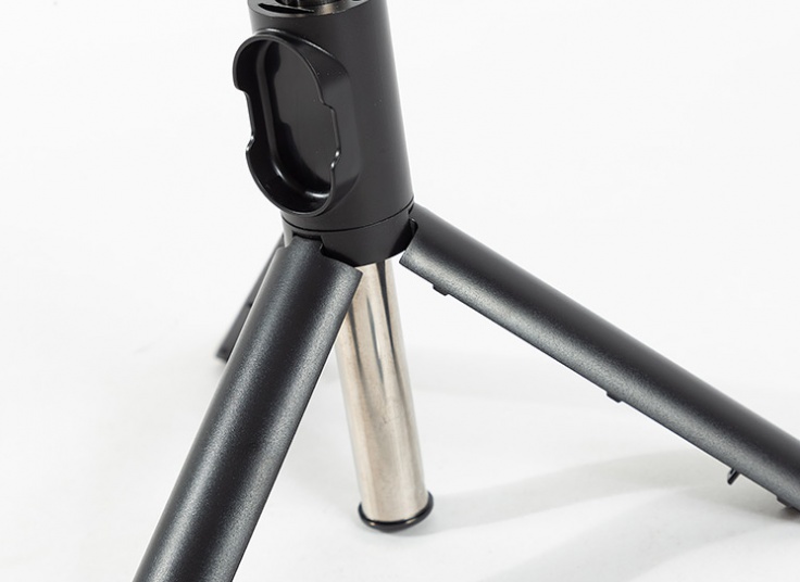 سه پایه و مونوپاد  Selfie Stick P30