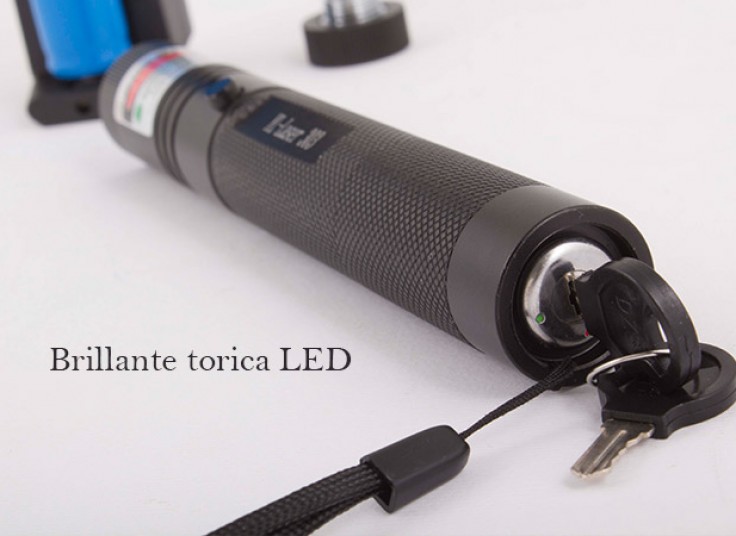 لیزر سبز Brilliante torcia