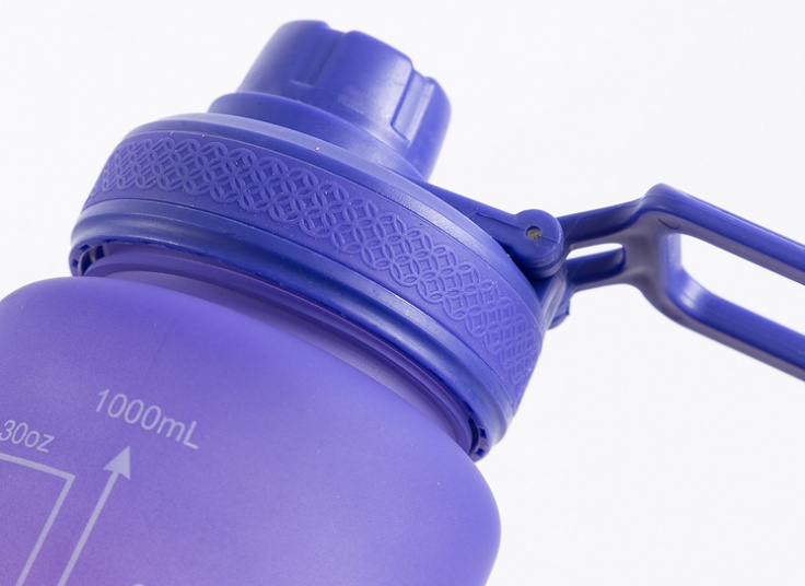 قمقمه ورزشی سه رنگ