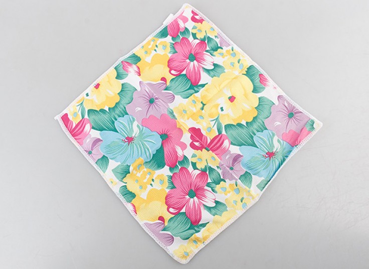 دستمال طرحدار Magic