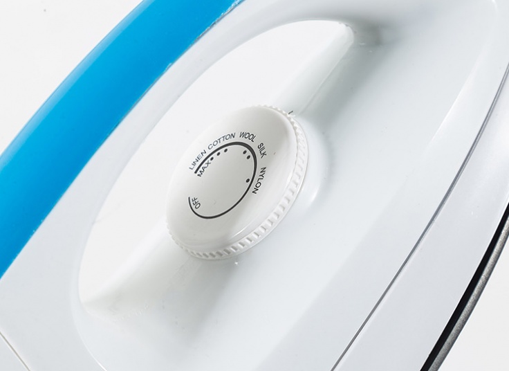 اتو بخار مسافرتی SCARLETT