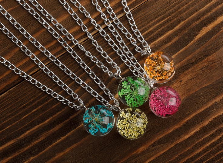 گردنبند توپی Crystalline