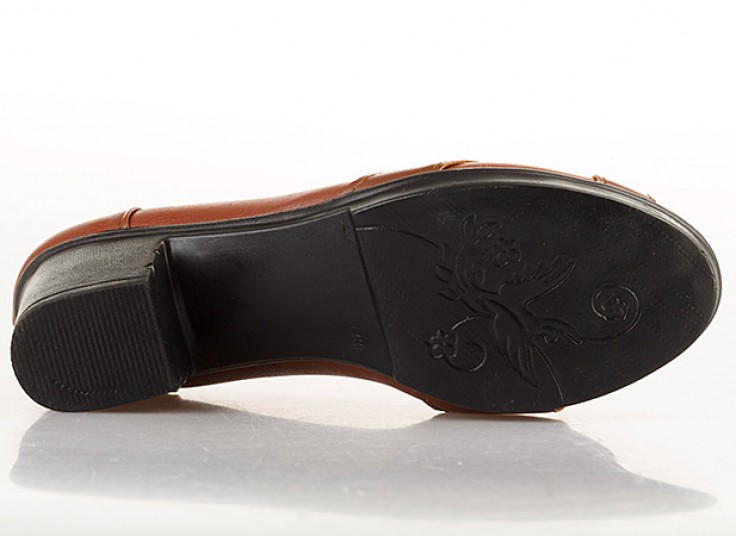 کفش پاشنه دار زنانه