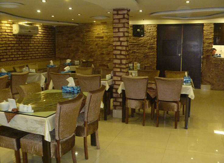 منوی باز رستوران حافظ