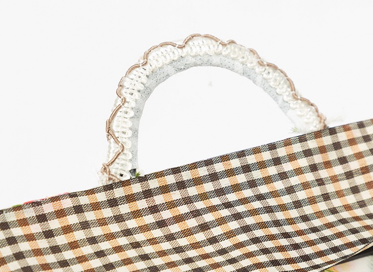 سبد نان فلزی