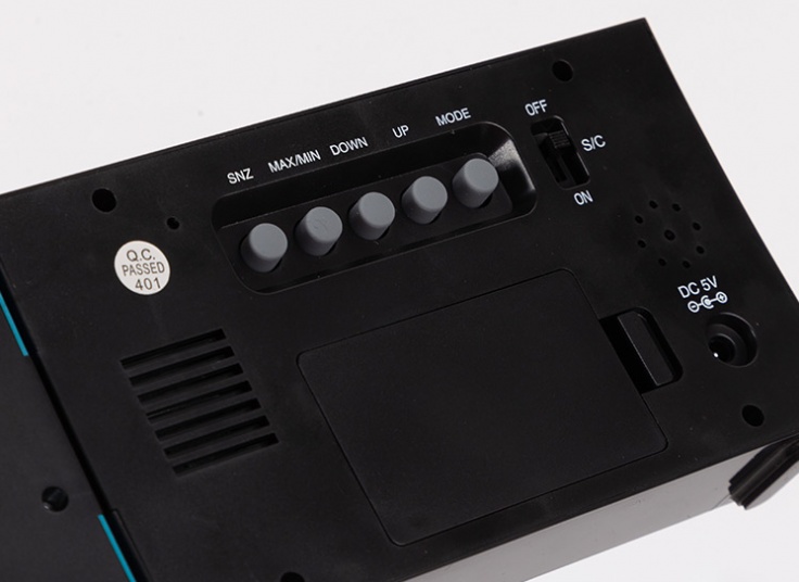 ساعت رومیزی پروژکتوردار