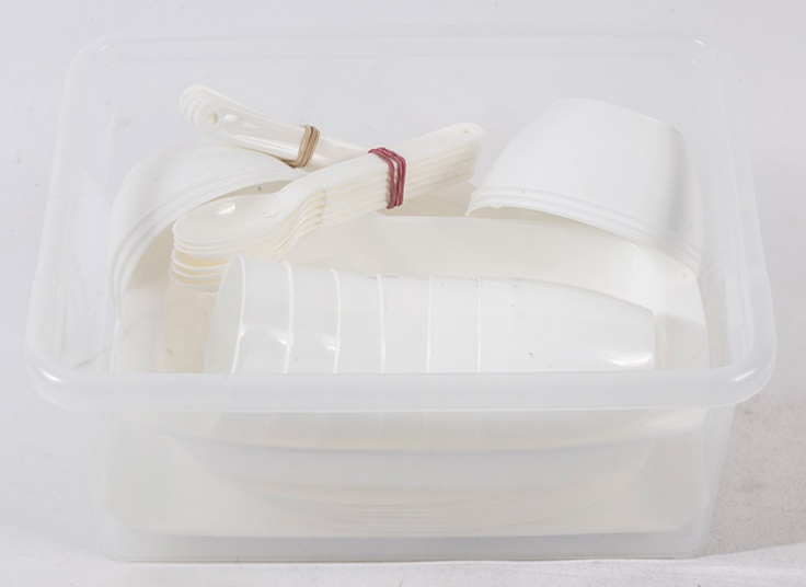 سرویس 42 پارچه مسافرتی Tak Plastik