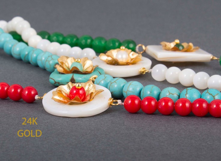 دستبند با گل روکش طلا