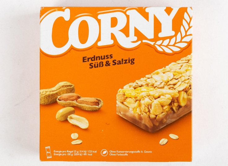 نات بار Corny