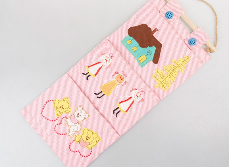 آویز پارچه ای لوازم کودک