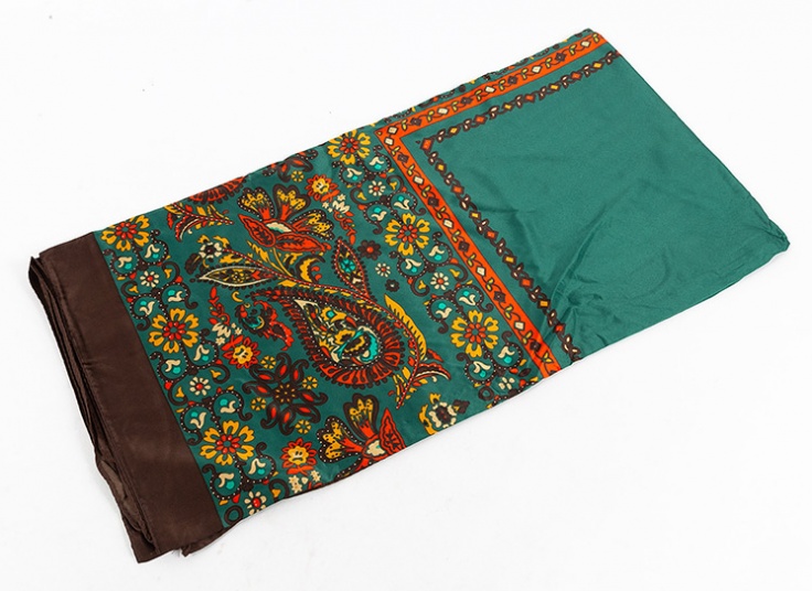 روسری ساتن طرحدار