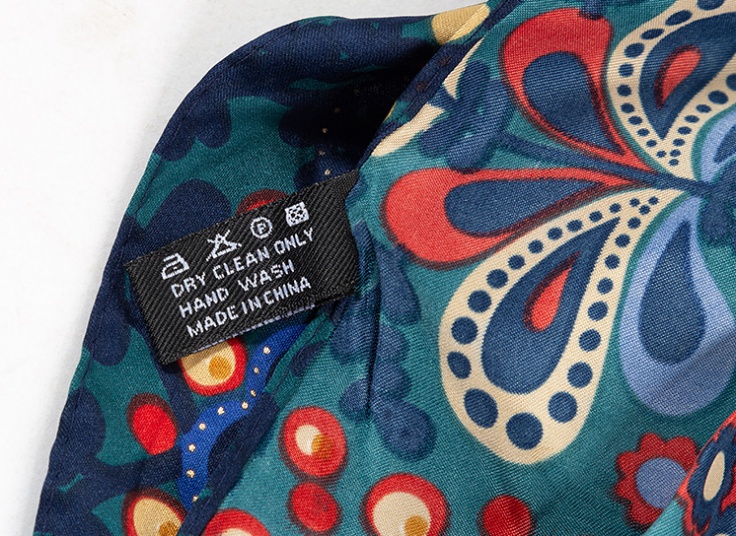 روسری ساتن طرحدار