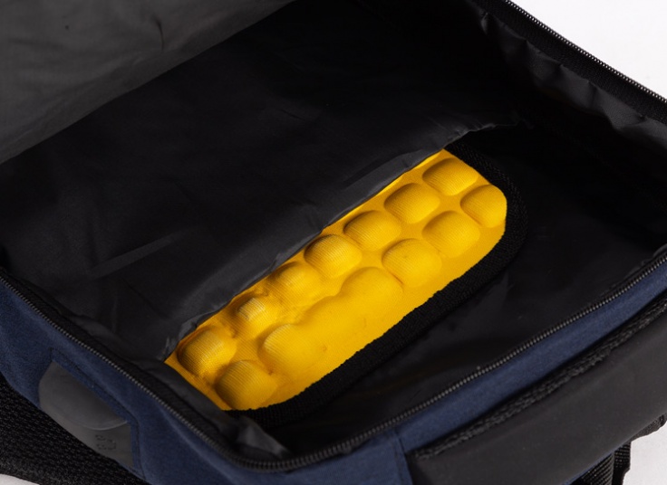 کوله پشتی Benetton