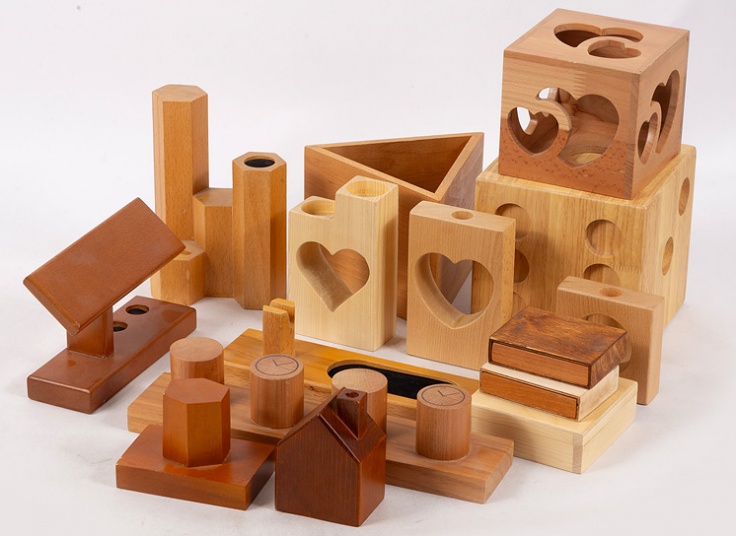 انواع لوازم دکوری چوبی