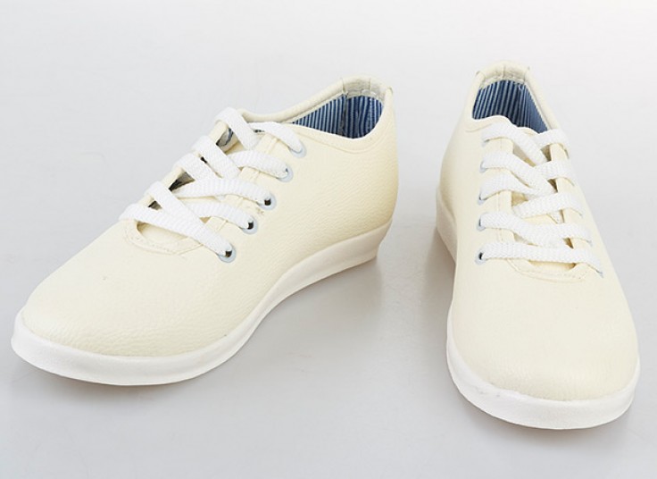 کفش اسنیکرز طرح Ocher