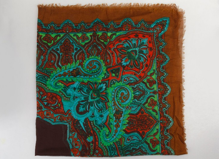 روسری قواره دار Glosbe