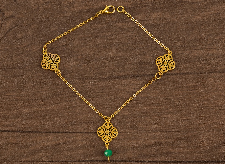 دستبند طلایی آویزدار