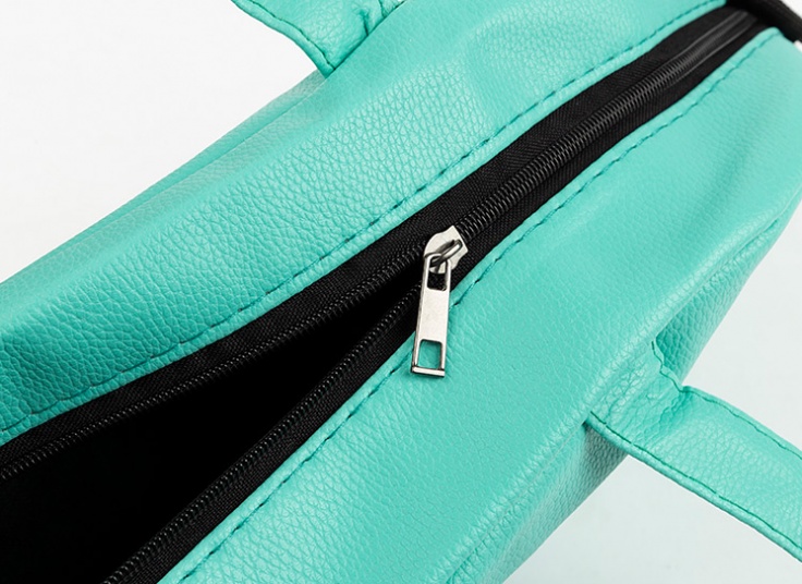 ساک چرمی استخری طرح adidas