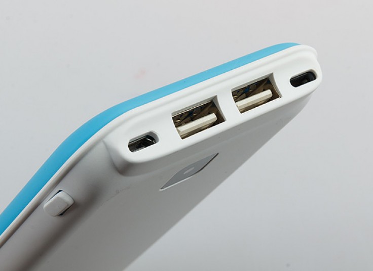 پاور بانک با دو خروجی LENYES