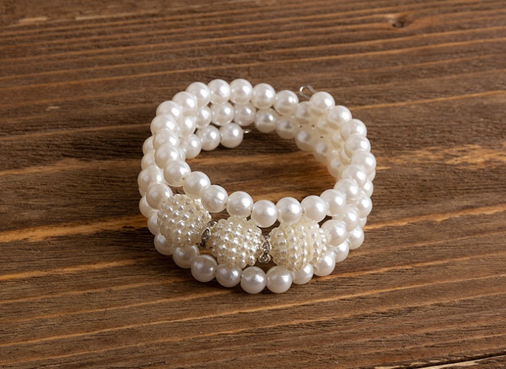 دستبند مرواریدی