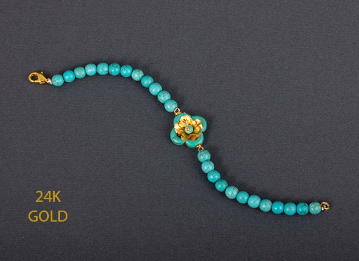 دستبند با گل روکش طلا