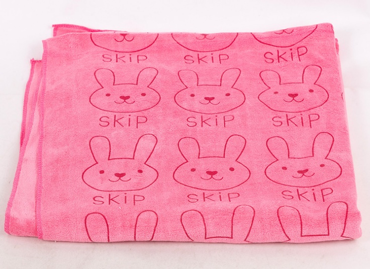 حوله حمام طرح دار