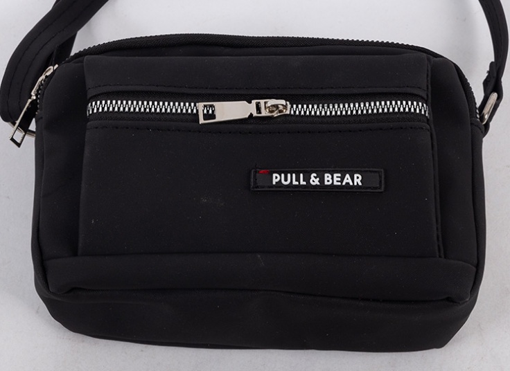 کیف پاسپورتی طرح Pull & Bear