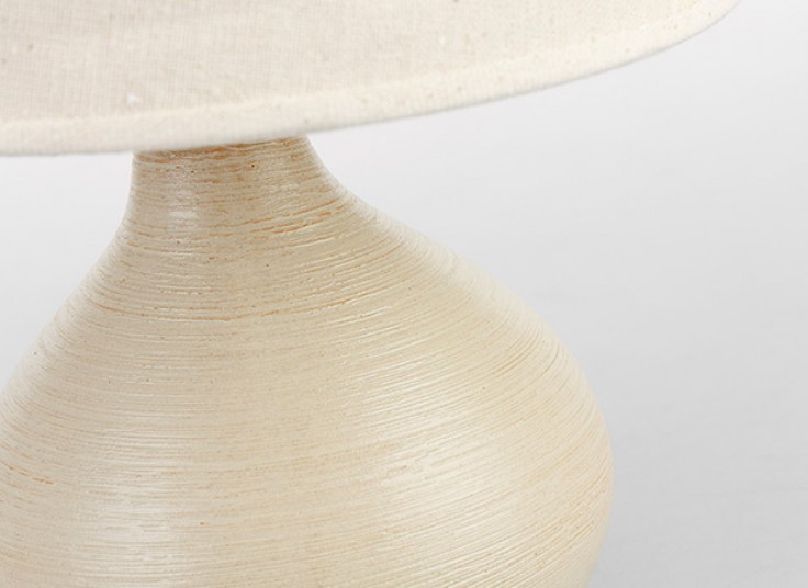 آباژور رومیزی