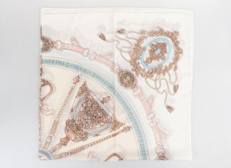 روسری حریر Fendi