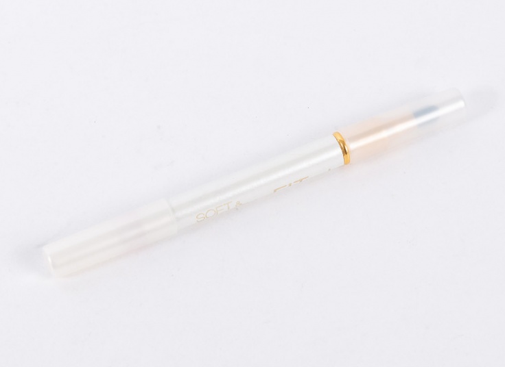 سایه چشم مدادی دوسر Fit me