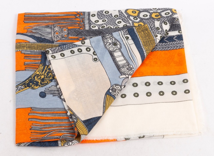 روسری زنانه طرحدار