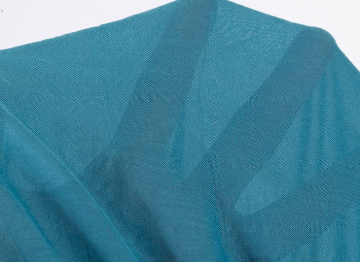 شال ساده زنانه نخی