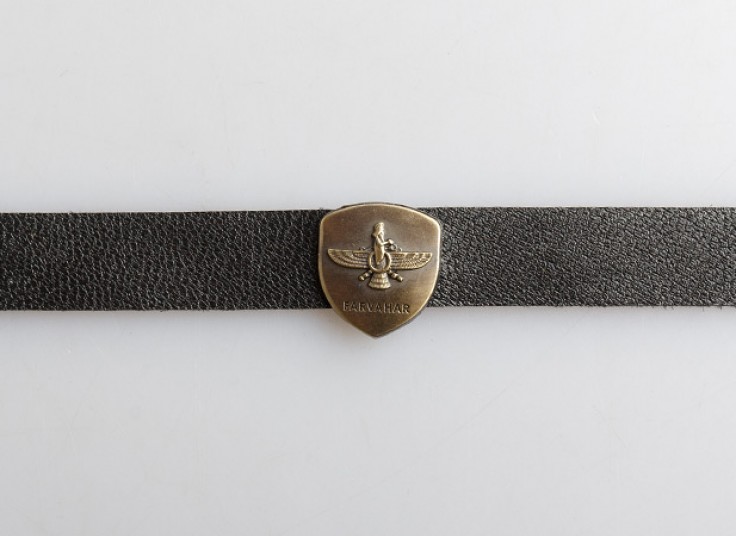 دستبند چرمی