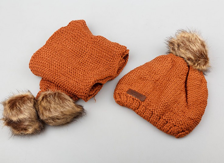 شال و کلاه بافت CAP