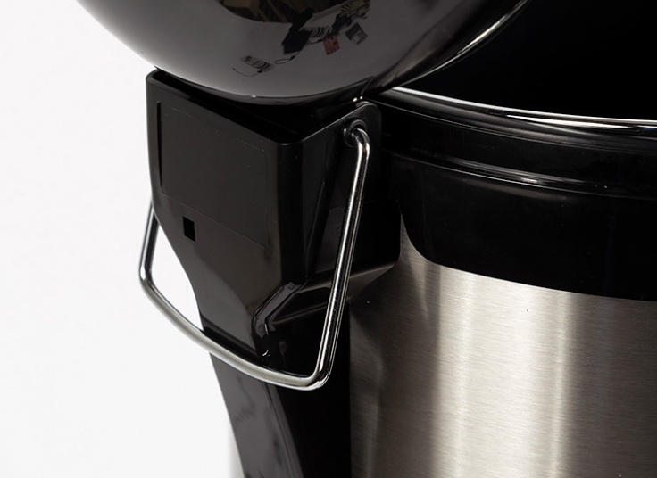 سطل زباله AMD