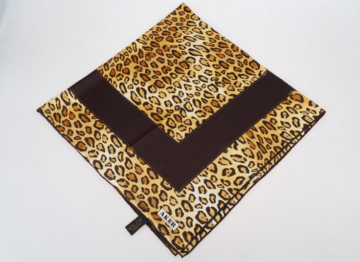 روسری ساتن ابریشم AKER