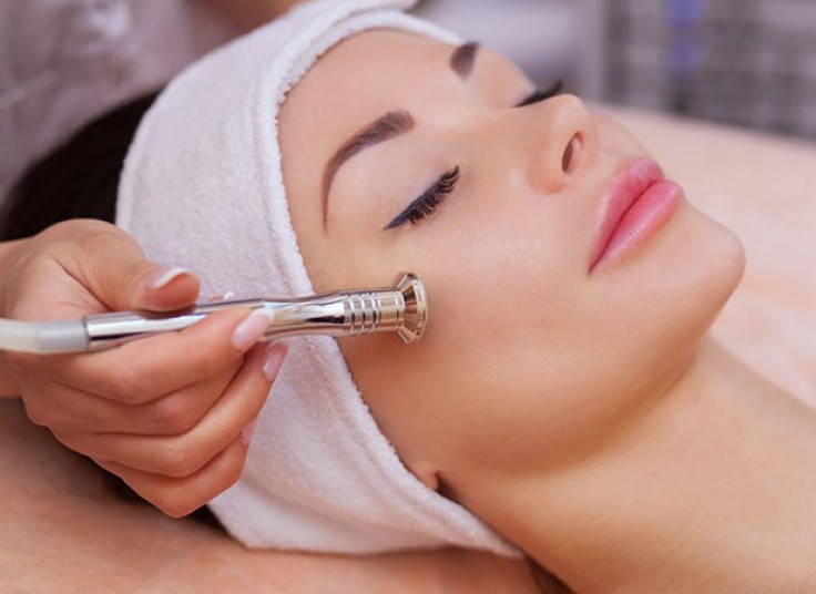 میکرودرم بدن در مرکز گلدیس