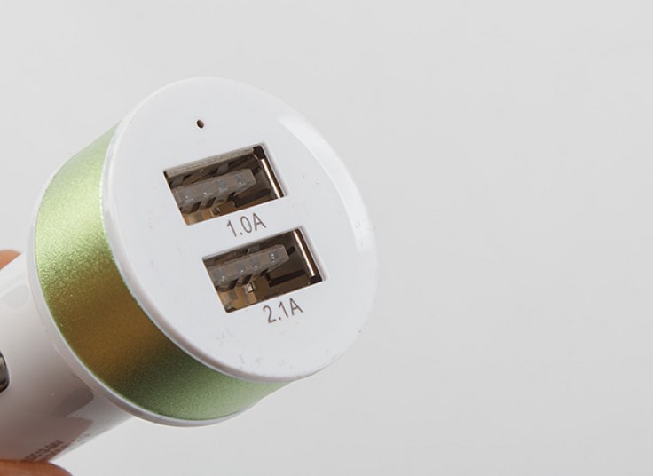 شارژر فندکی با خروجی USB