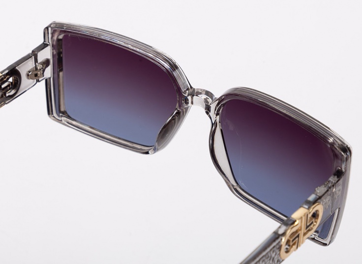 عینک آفتابی زنانه FERRAGAMO مدل 22363