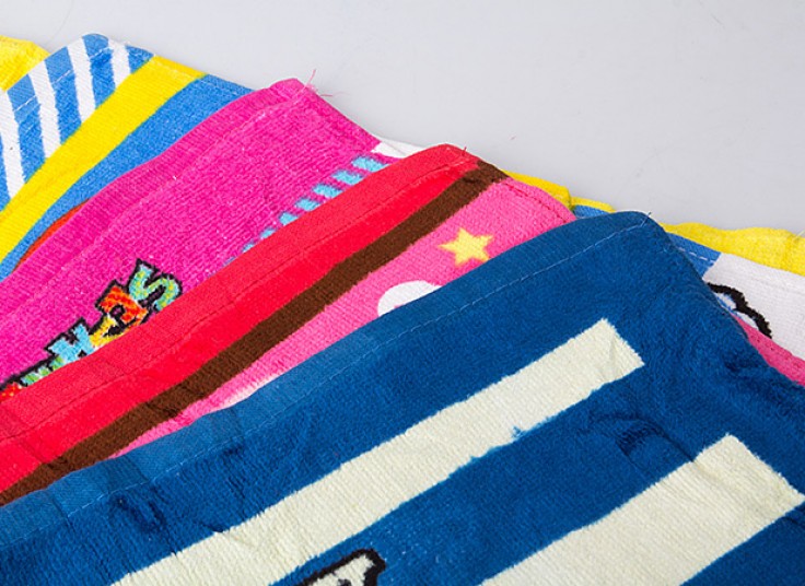 حوله دست و صورت کارتونی