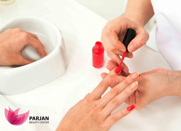 خدمات ناخن در سالن پرجان