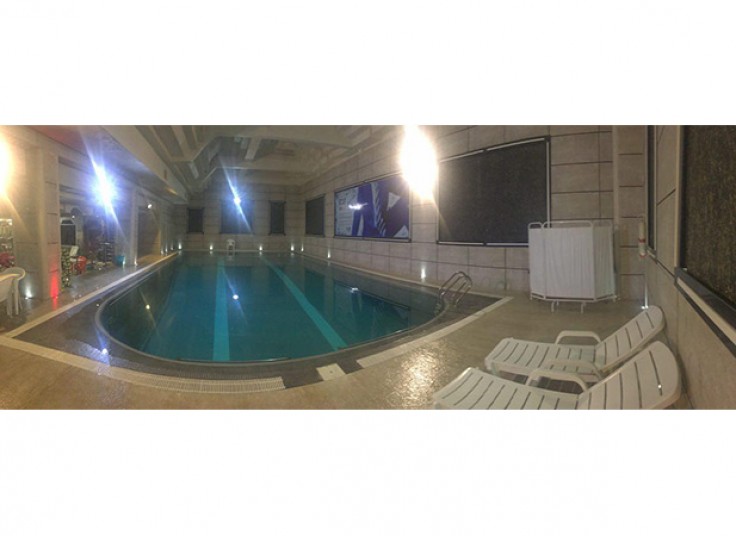 استخر سرپوشیده آرشیدا