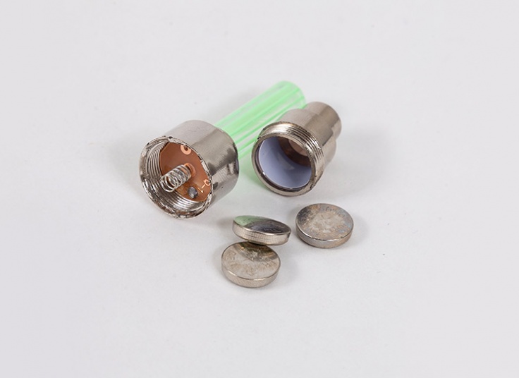 سر والف چراغ دار Features